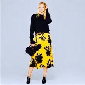 Silky Gold/Black Midi Skirt